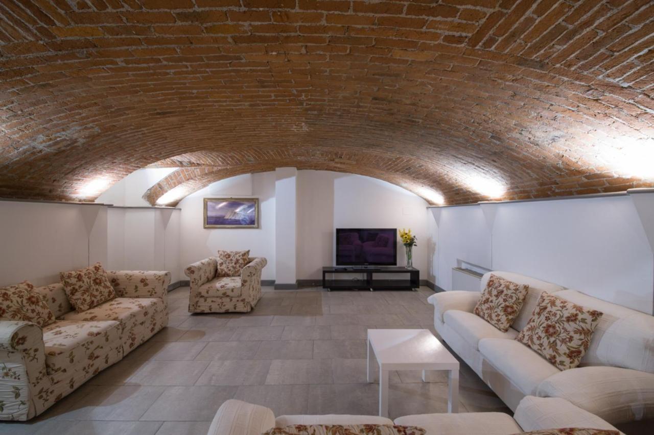 Loft In Navigli District With Jacuzzi & Sauna - Papiniano Milano Esterno foto